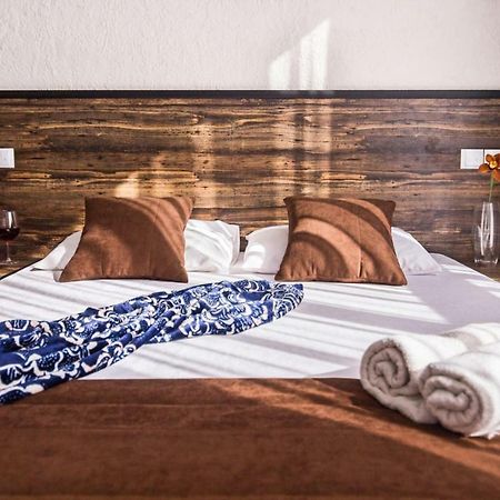 Marmaris Hotell Skadovsk Eksteriør bilde