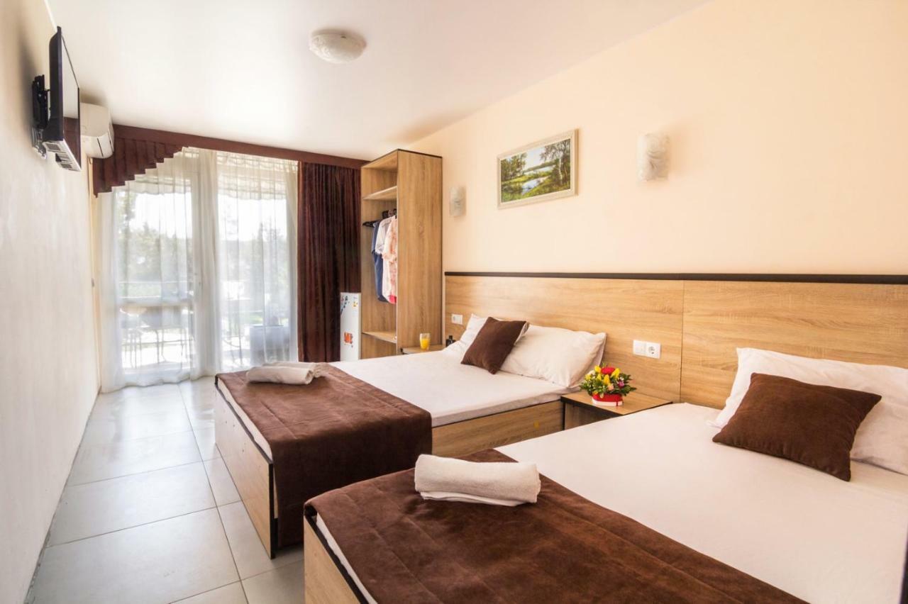 Marmaris Hotell Skadovsk Eksteriør bilde