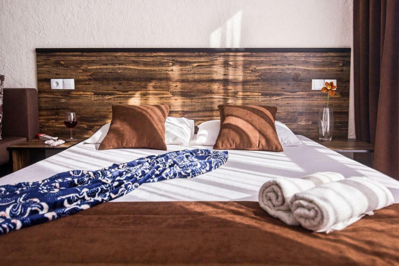 Marmaris Hotell Skadovsk Eksteriør bilde